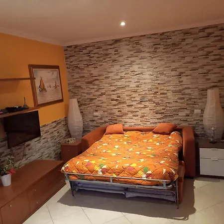De Nittis Cozy House - 8 Min From Station アパート バーリ